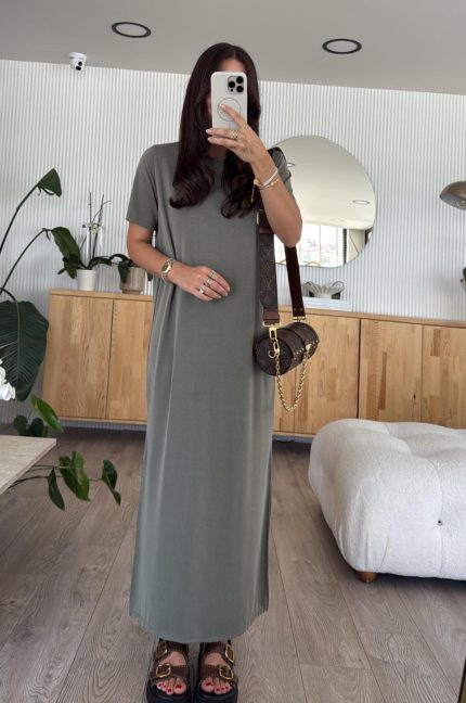 Green Round Neck Side Slit Basic Dress