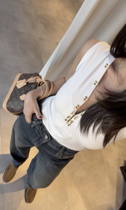Hook Detail Design White Top