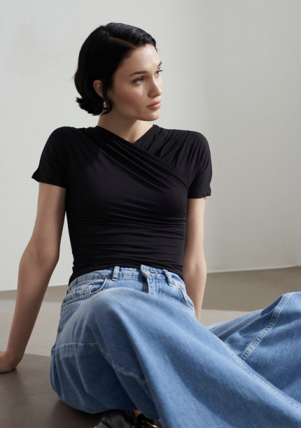 Draped Short-Sleeved Top - Black