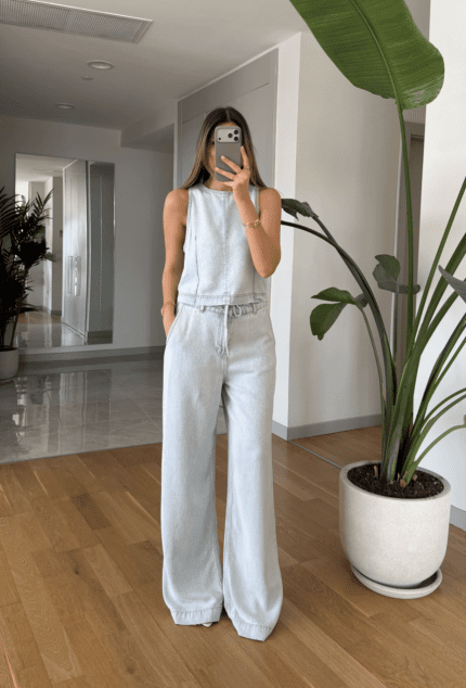 Sleeveless Tencel Set with Zipper Back